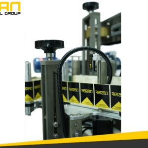 خط تولید مایعات شوینده لیبل چسبان